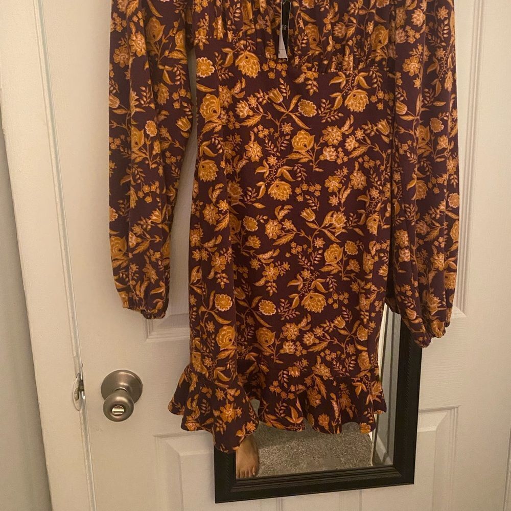 Dress - Picture 2 of 3